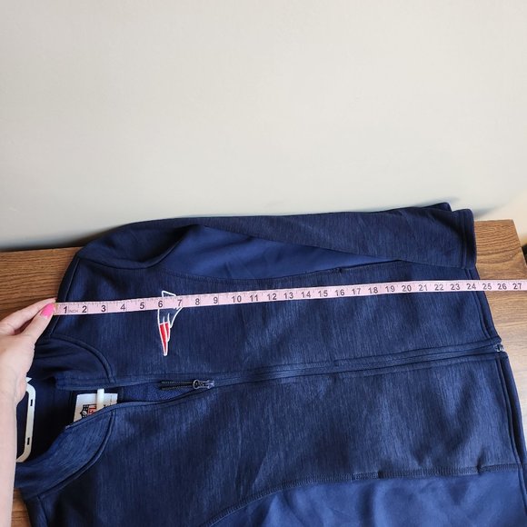 NFL Patriots Women's Full Zip Sweater Size S NWT - Picture 6 of 7